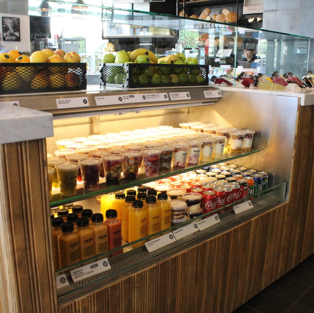 Heladera Exhibidora Take & Go - FRIMAQ Refrigeración